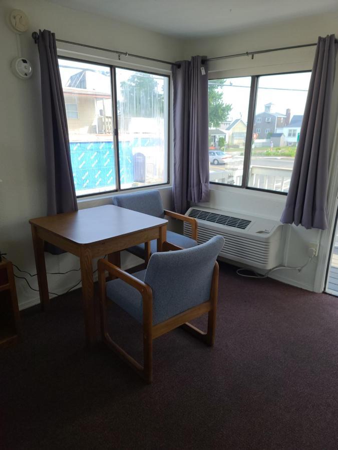 Hampton Harbor Motel エクステリア 写真