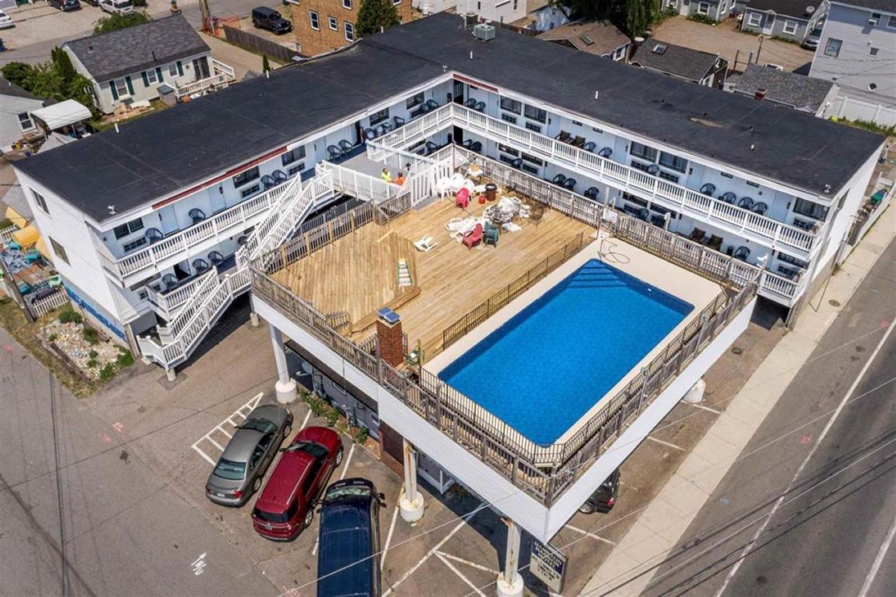Hampton Harbor Motel エクステリア 写真
